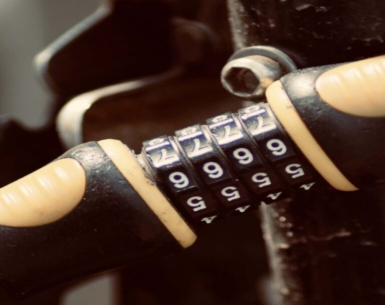 How to Reset a Master Combination Lock Without the Code (No, You Don’t Need to Panic)